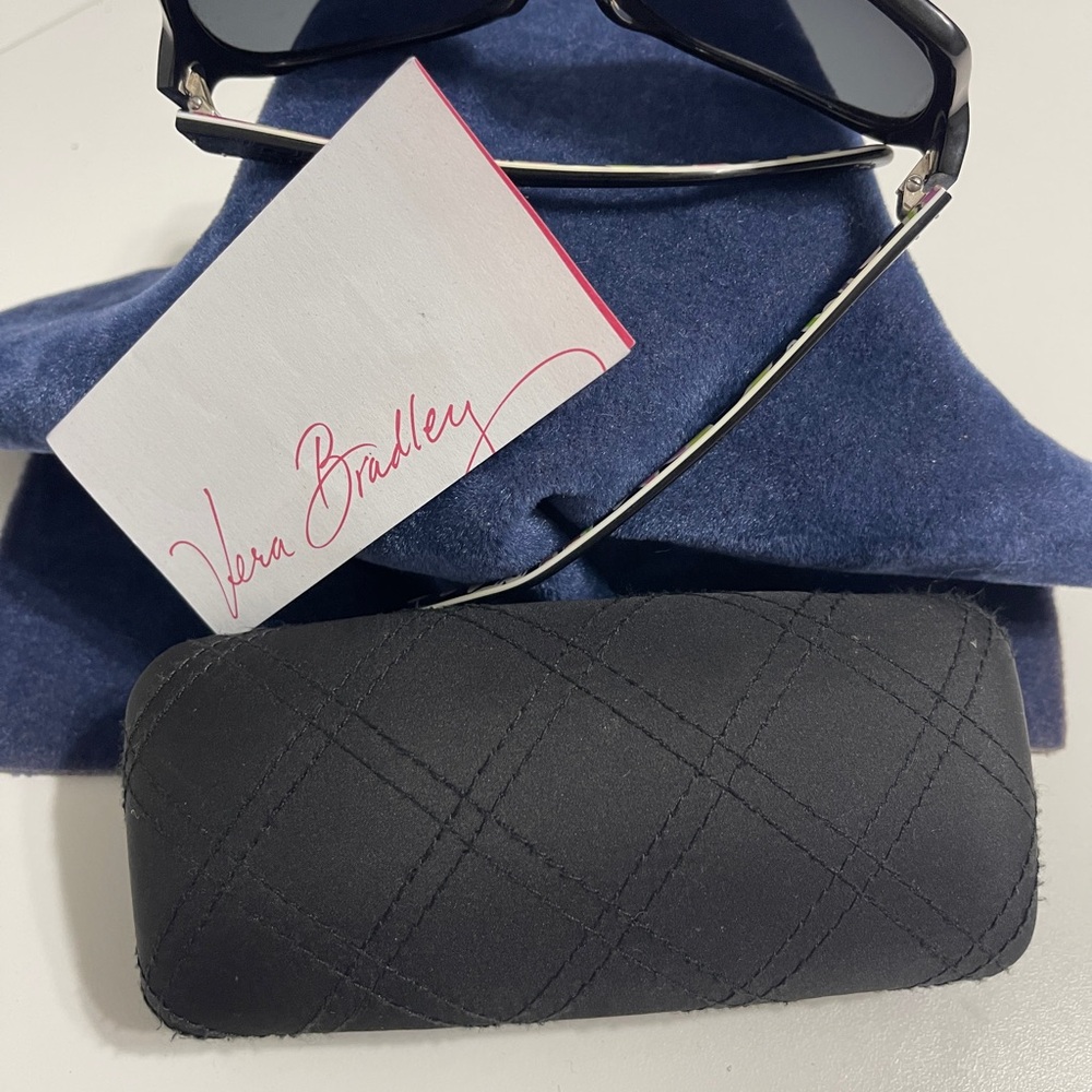 Vera Bradley Women’s Sunglasses - Picture 3 of 6